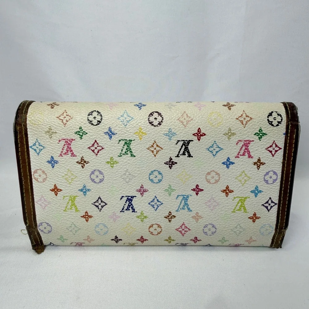 Louis Vuitton fair pre